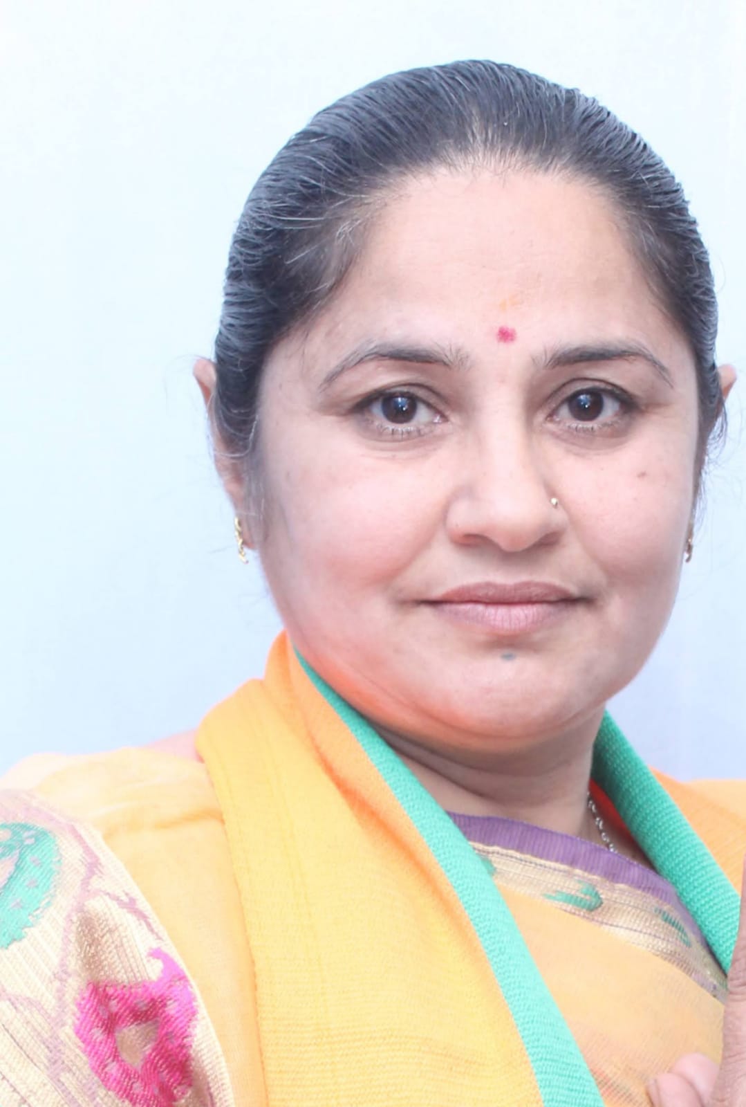 શ્રીમતી ગીતાબેન મુળુભાઇ રાઠોડ 