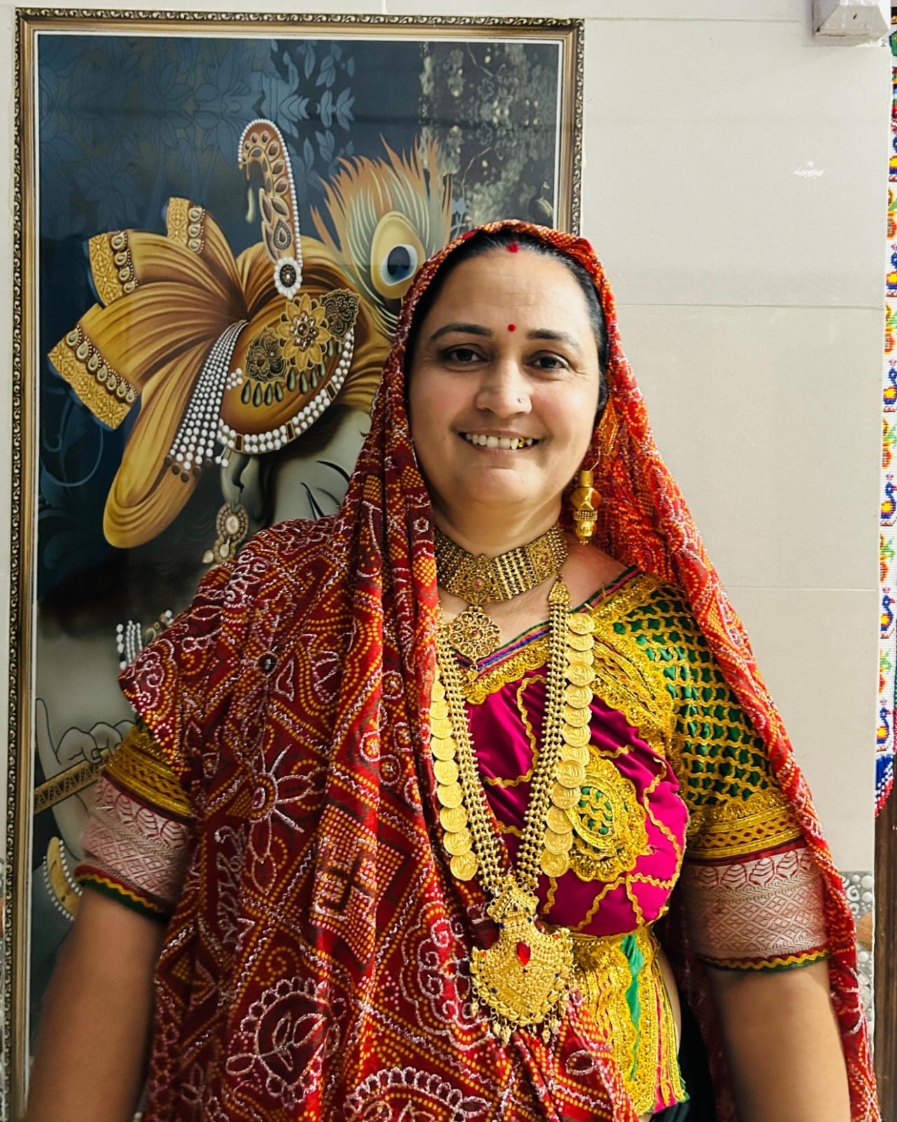 શ્રીમતી વર્ષાબેન જેઠાભાઈ (જીતુભાઈ) ડેર 