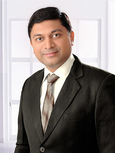 ડો. વિરલભાઈ બલદાણીયા 