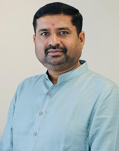 વિરાભાઈ રાજાભાઈ હુંબલ 